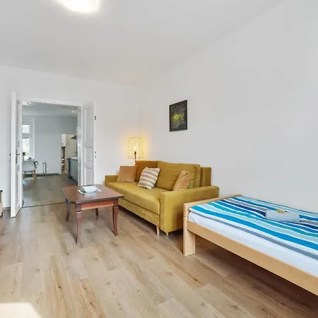 Apartment Gala V Secesni Soukrome Parkovani U Domu Zdarma *